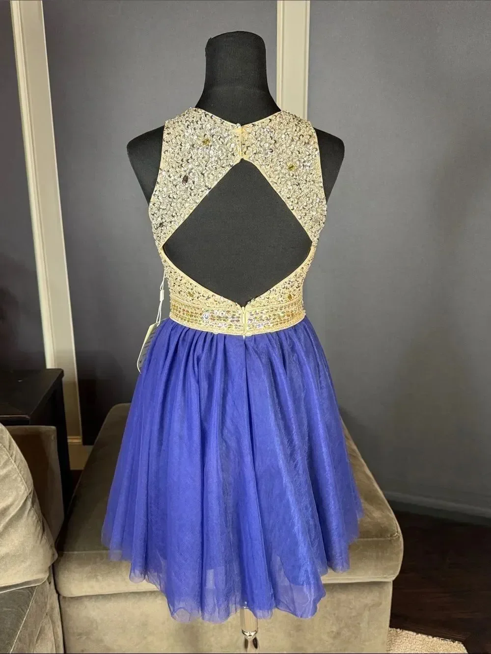 Women’s Embellished Sequin Beaded Bodice Royal Blue Tulle Party Dress Size 2 NWT